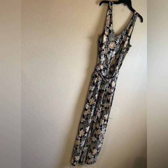 J. Jill~Neutral Tropical Floral~Maxi Romper~V-Neck~Sleeveless~Waist Tie~Size M - Picture 1 of 16